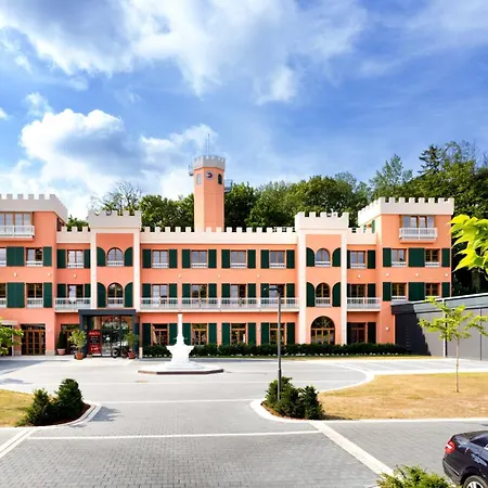 Kim Im Park 4*
